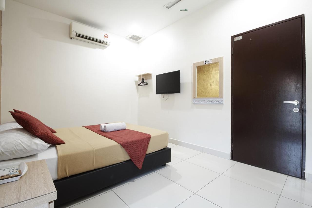 Coop Hotel Putrajaya&Cyberjaya Kampung Dengkil Bagian luar foto
